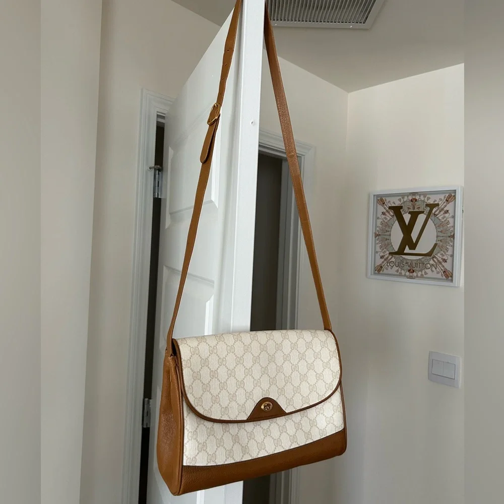 VINTAGE GUCCI Luxury Crossbody Bag 1980s - Picture 11 of 11